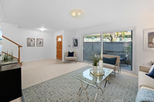 8237 Henderson Grn, Buena Park, CA 90621-1330