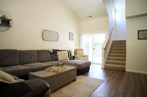 489 7th Ave, Chico, CA 95926-3417