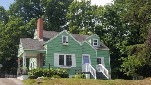 2639 Walker Ave, Greensboro, NC 27403-2036