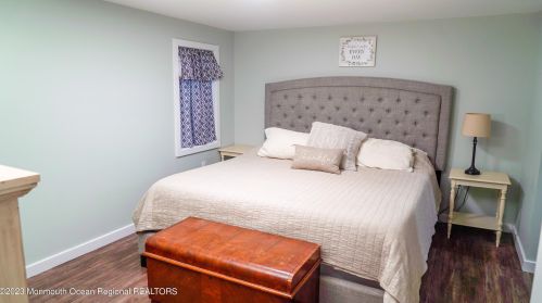 27 Castle Ave, Jackson Twp NJ  08527-2425 exterior