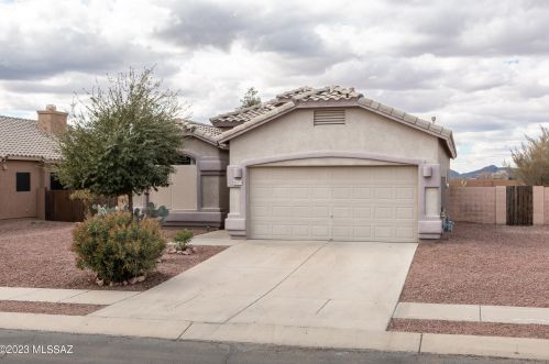 5773 Cortaro Crossing Dr, Tucson, AZ 85742-8126