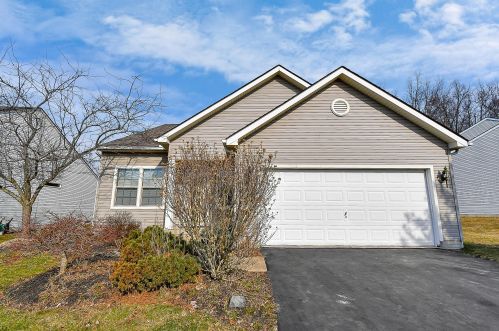 643 Keltonhurst Dr, Pataskala OH 43062-7363 exterior