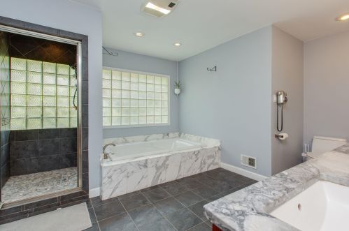 6 Birch Hill Rd, Salem NH  03079-3473 exterior