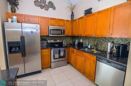 18813 Cloud Lake Cir, Boca Raton, FL 33496-2129