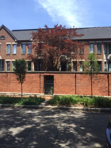 510 Vermont St, Indianapolis, IN 46202-3201