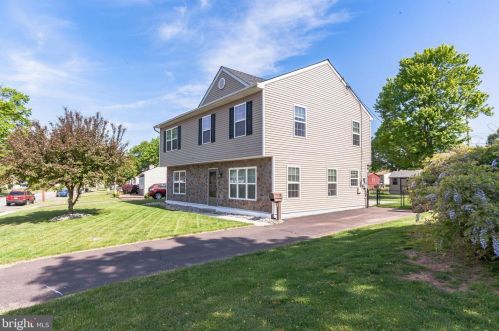 532 Winding Rd, Lansdale, PA 19446-3447