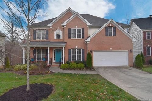 2012 Solway Ln, Charlotte, NC 28269-6984