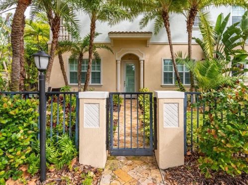 625 Avenue H, Delray Beach, FL 33483-3274
