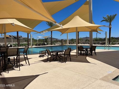 15922 Electra Ln, Sun City AZ 85387-2028 exterior