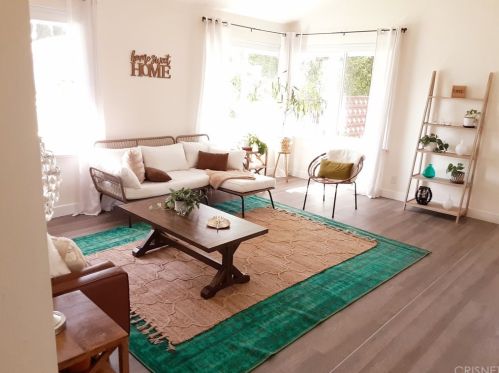 2128 Guerne Ave, Simi Valley CA  93063-2728 exterior