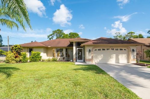 3704 Cartwright Ct, Bonita Springs, FL 34134-7570