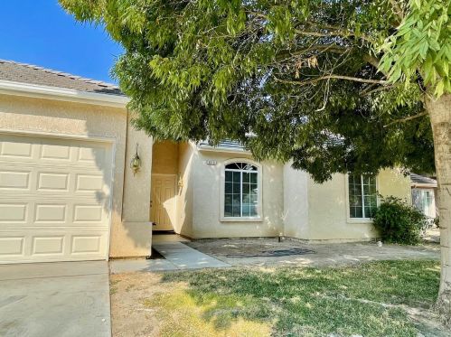 653 Stonewood Dr, Los Banos, CA 93635-9204