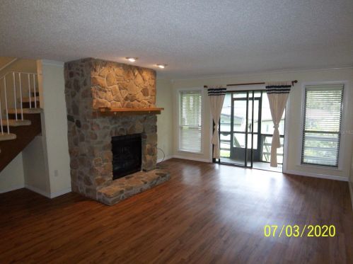 2039 Lake Alden Dr, Apopka, FL 32712-3108