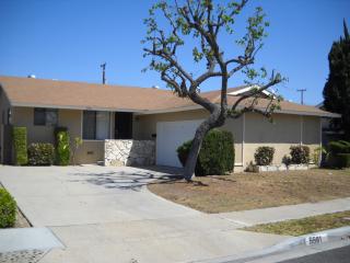 5591 Lime Ave, Cypress CA  90630-3101 exterior