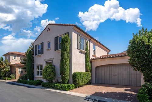 52 Twin Gables, Irvine, CA 92620-3507