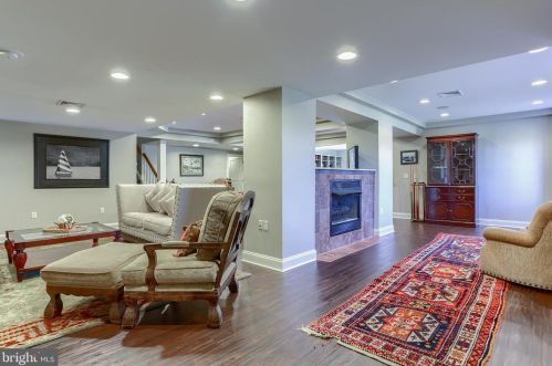 644 Southridge Dr, Navy Sup Dpt PA  17055-6025 exterior