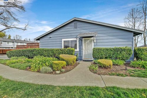 1953 Monterey Dr, Livermore CA  94551-7110 exterior