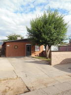 1160 Calle Mesquite, Santa Ana Pueblo, NM 87004-6559