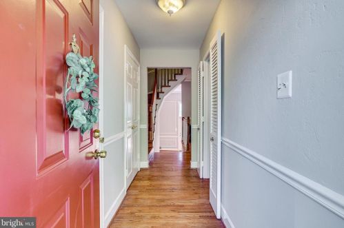 11865 Dunlop Ct, Herndon, VA 20191-2709