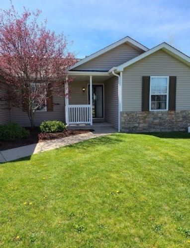 701 Charlie Dr, Otis, IN 46391-9202