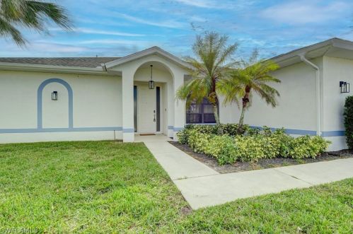 1416 21st St, Cape Coral, FL 33990-4600