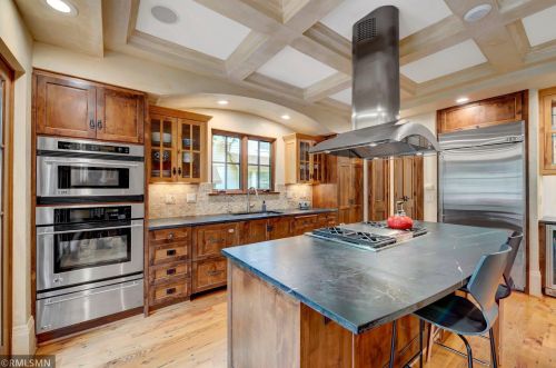 4046 Upton Ave, Minneapolis MN  55410-1259 exterior