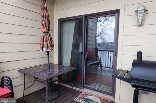 37 Chatham Ct, Dover DE  19901-3909 exterior