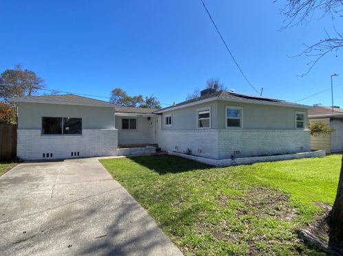 2014 Monticello Ave, Modesto CA  95350-2913 exterior
