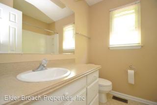 2012 Killarney Pl, Charlotte NC  28262-9114 exterior