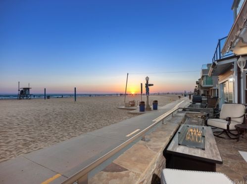 2712 Oceanfront, Newport Beach, CA 92663-3426