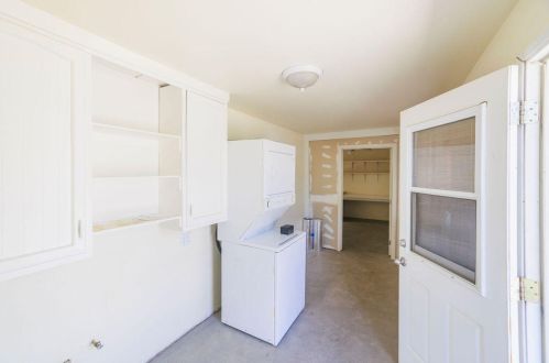 38411 Vista Dr, Cathedral City CA  92234-2144 exterior