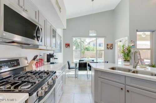 5325 Venus Way, Chandler AZ  85226-8617 exterior