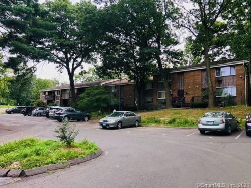 200 Woodmont Ave, Bridgeport CT 06606-2753 exterior