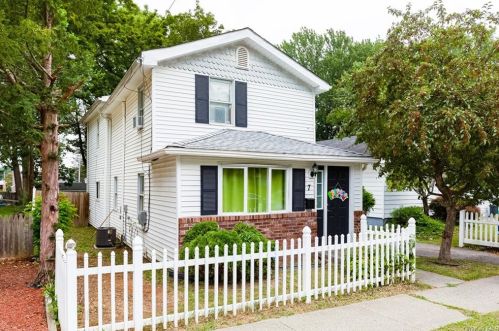 7 Glenwood Ave, Poughkeepsie, NY 12603-3301