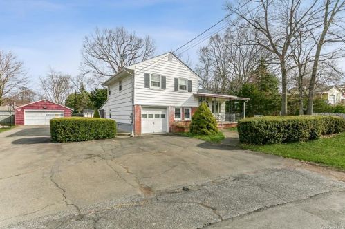 56 Madison Ave, Garnerville, NY 10923-1312