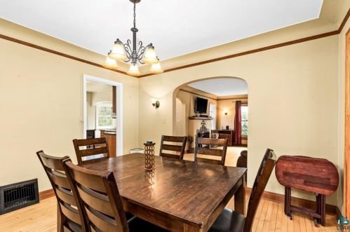 4011 Nelson Rd, Duluth MN 55803-2722 exterior