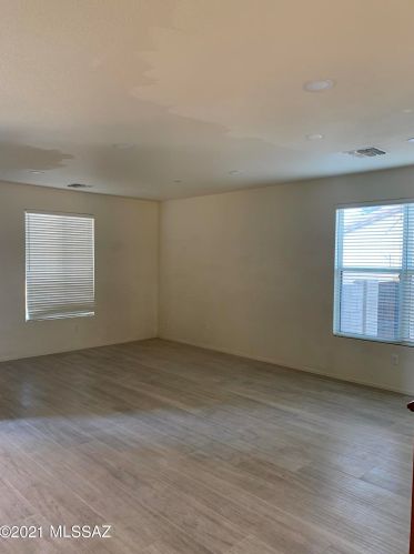 8167 Eagle Heart Ct, Tucson AZ  85757-1655 exterior