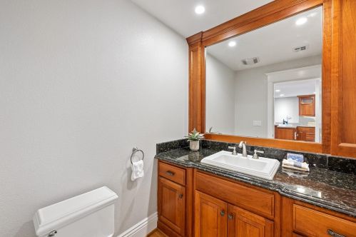 14658 Fieldstone Dr, Saratoga CA  95070-5733 exterior