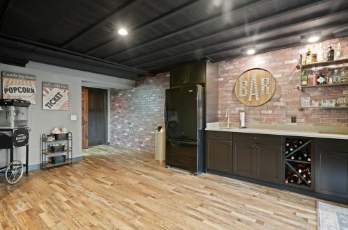 8793 84th St, Kenosha WI  53158-1337 exterior