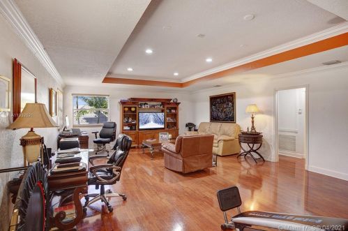 1885 139 Ter, Hollywood FL  33028-2837 exterior