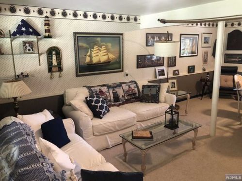 1105 Steuben Ave, N Milford NJ  07646-3264 exterior