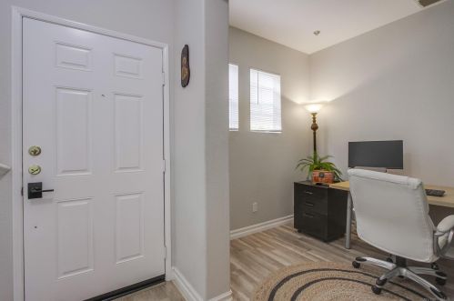 3147 Via Puerta, Carlsbad CA  92009-6081 exterior