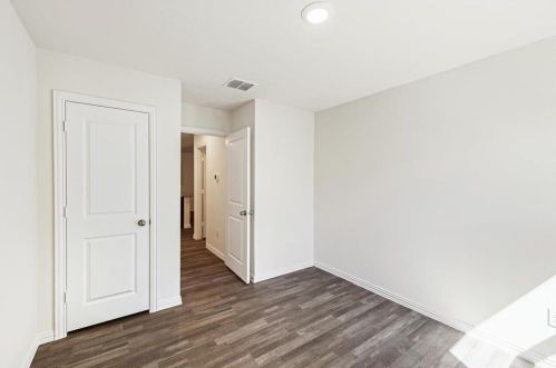 2208 Sayle St, Greenville TX  75401-3138 exterior