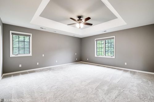 2001 William Dr, Valpo IN  46385-8173 exterior