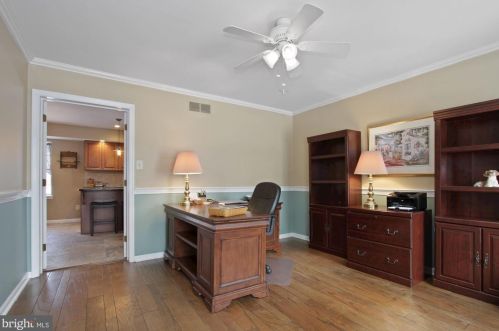 1199 Crestwood Dr, Pottstown PA 19464-2931 exterior