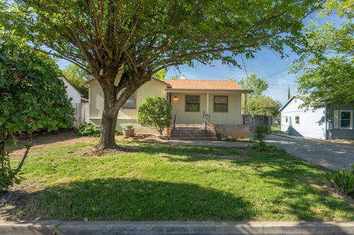 16 Midway Dr, Oroville CA  95966-3656 exterior