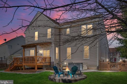 6029 Hot Spring Ln, Fredericksburg VA  22407-3708 exterior