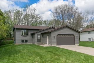 719 Walnut St, Mantorville MN  55955-8066 exterior