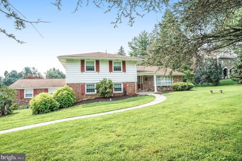 1116 Waterloo Rd, Berwyn, PA 19312-2229