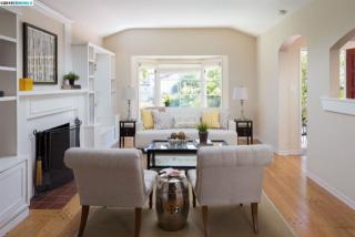 2411 Burlington St, Oakland, CA 94602-2515